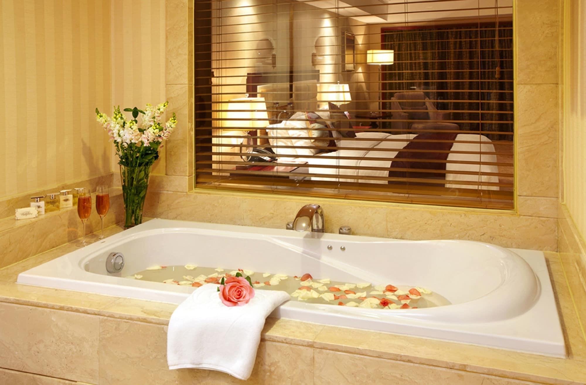 Shenyang Rich Gate Hotel Buitenkant foto