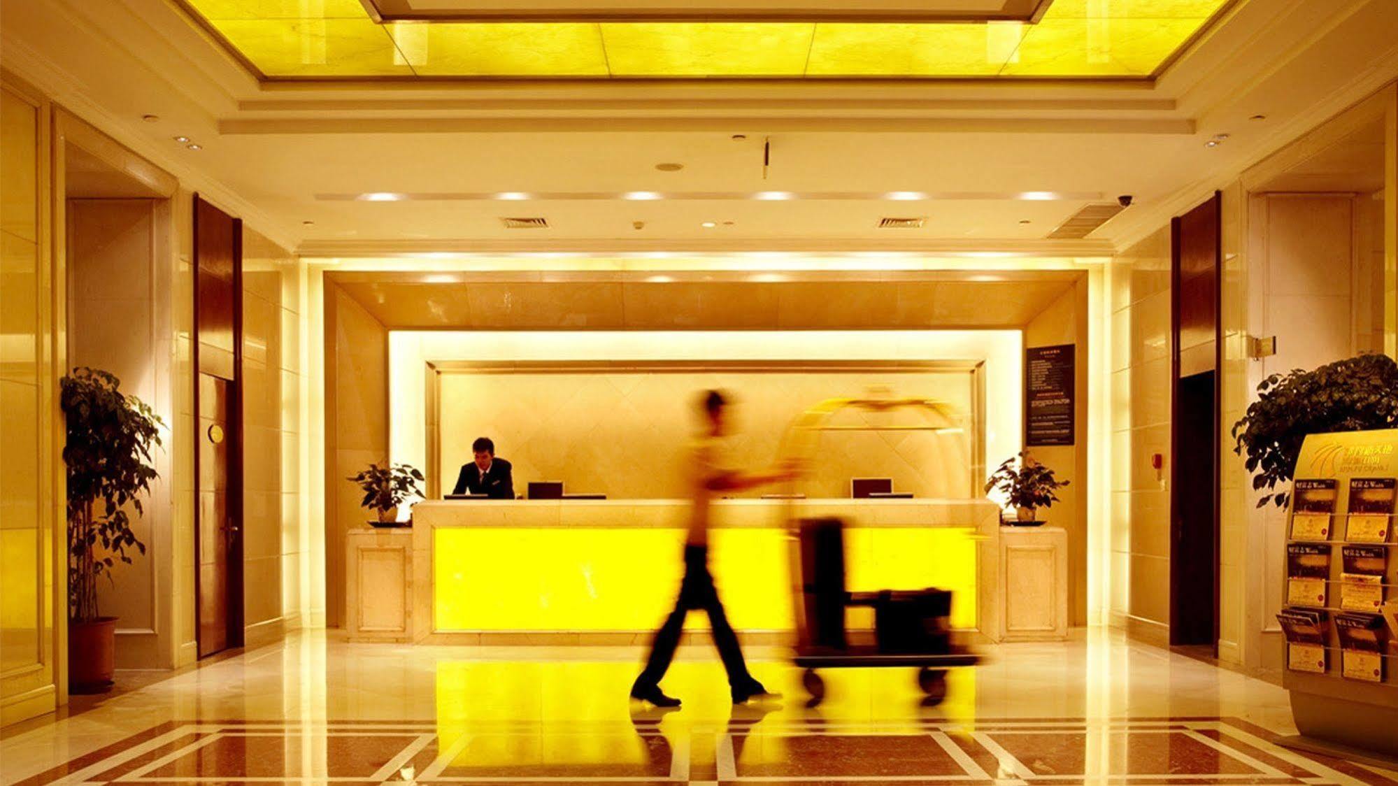 Shenyang Rich Gate Hotel Buitenkant foto